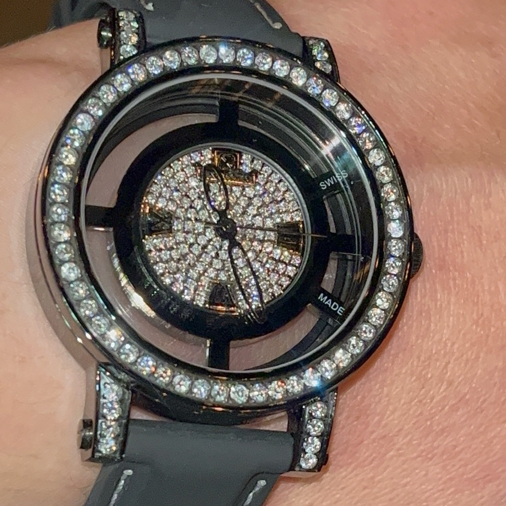 Men’s Technocrat VS Diamond Watch